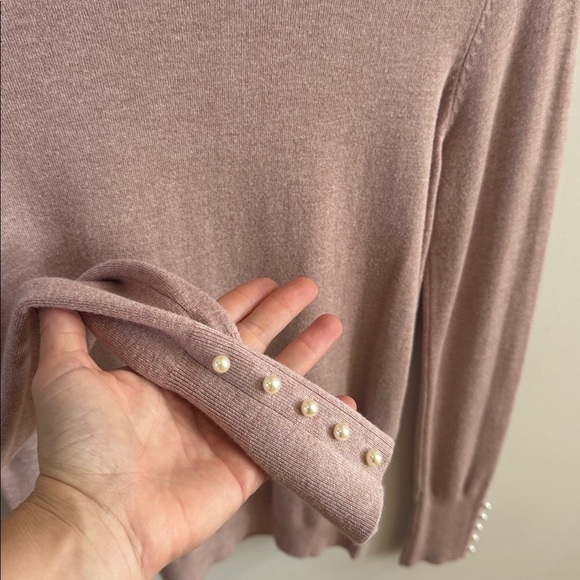Light Pink Pearl-Sleeve Turtleneck Sweater | Elegant & Cozy - Medium - Picture 8 of 10
